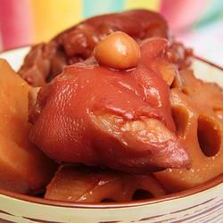 南乳花生焖猪手的做法[图]
