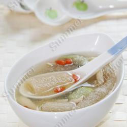 丝瓜竹荪鸡丝汤的做法[图]