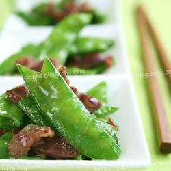 甜豆炒腊肠的做法[图]