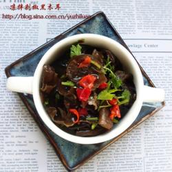 凉拌剁椒黑木耳的做法[图]