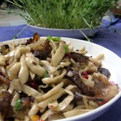 腊猪头肉炒萝卜干的做法[图]