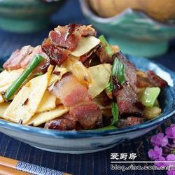 冬笋炒腊肉的做法[图]