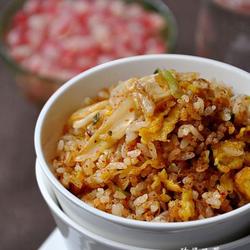 辣白菜蛋炒饭的做法[图]