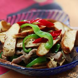 青椒香干炒肉丝的做法[图]