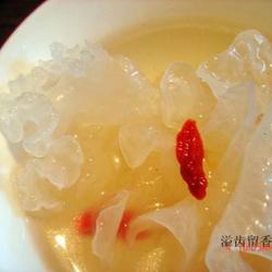 枸杞白木耳的做法[图]