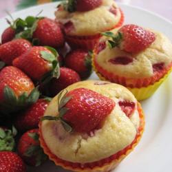 草莓酸奶玛芬的做法[图]