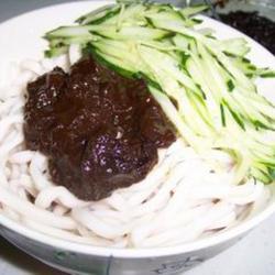 老北京炸酱面的做法[图]