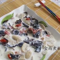 鲜奶烩蘑菇的做法[图]