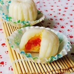 莲蓉果粒月饼的做法[图]