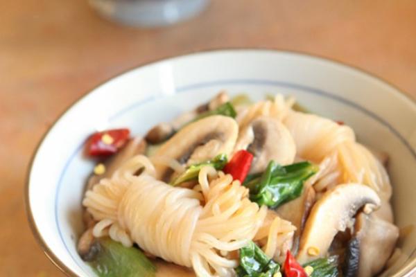 鲜菇油菜炒魔芋结