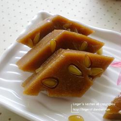 松仁枣泥拉糕的做法[图]