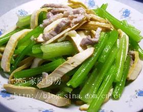 芹菜豆腐干炒肉丝