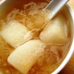 冰糖银耳雪梨汤的做法[图]