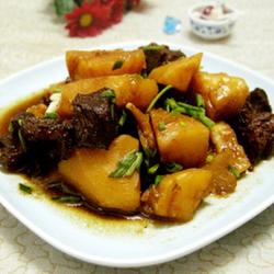 土豆炖牛肉的做法[图]