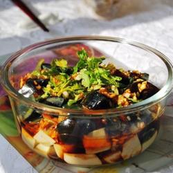 皮蛋拌豆腐的做法[图]