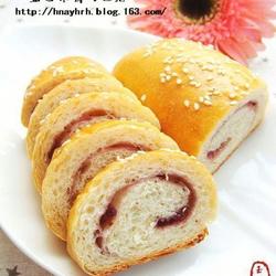 蓝莓果酱面包卷的做法[图]