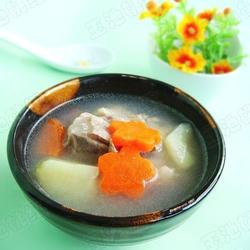 胡萝卜土豆骨头汤的做法[图]