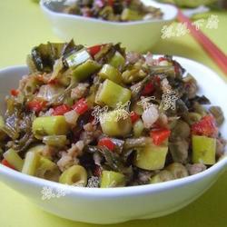野笋雪菜炒肉末的做法[图]