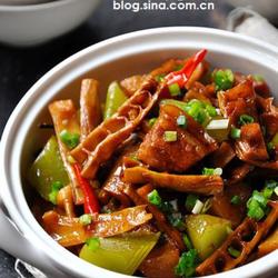 笋控红烧肉的做法[图]