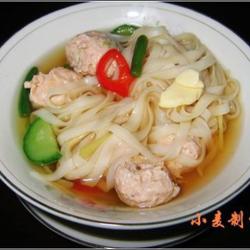 鸡肉丸面条的做法[图]