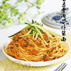 蒜香豆干肉丁炸酱面的做法[图]
