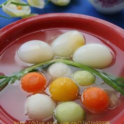 彩蔬鸽蛋汤的做法[图]