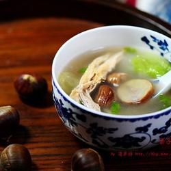 栗子白菜鸭架汤的做法[图]