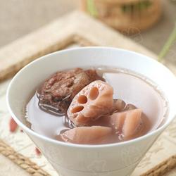 莲藕腔骨汤的做法[图]