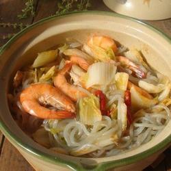白菜粉条鲜虾煲的做法[图]
