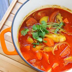 红咖喱鸡肉炖杂蔬的做法[图]