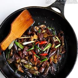 腊鸭脯炒茄子的做法[图]