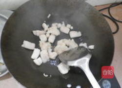 猪油渣抄黄豆芽的做法图解2