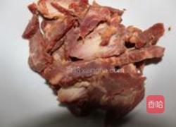 白瓜炒叉烧的做法图解2