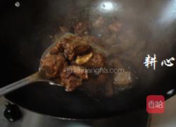 猪脚筋排骨焖香菇的做法图解11