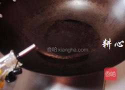 猪脚筋排骨焖香菇的做法图解2