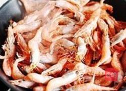 彩椒麻油北极虾的做法图解2