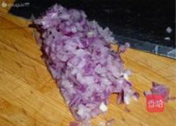 黑椒肉饼的做法图解1