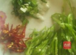 脆炒小河虾的做法图解1