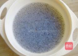 桃胶圆子羹的做法图解2