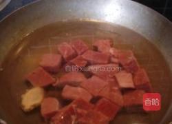 胡萝卜土豆烧牛肉的做法图解1