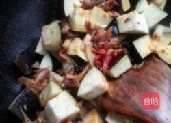 小海鱼干炒茄子的做法图解8