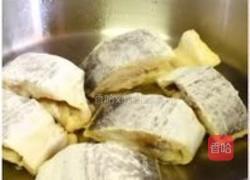 干煎盐酥带鱼的做法图解2