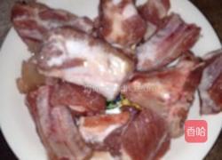 土豆芸豆炖排骨的做法图解1