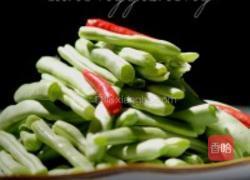 家常排骨炖豆角的做法图解2