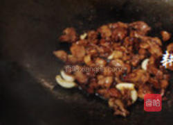 草菇炒鸡腿肉的做法图解8