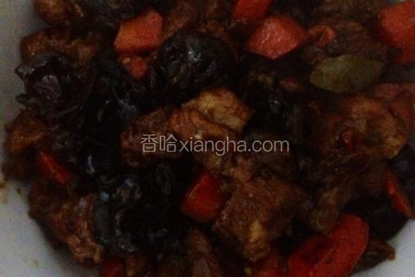 胡萝卜炖牛肉