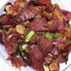 干椒蒜片火腿的做法[图]