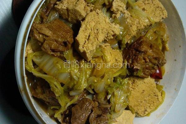 炖肉熬白菜豆腐