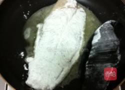 香煎龙利鱼的做法图解7