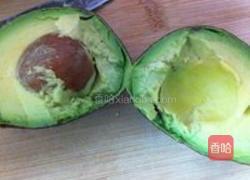 牛油果玉米沙拉的做法图解1